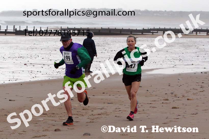 The 2021 Blyth Sands Race, December 5th. Photo: David T. Hewitson/Sports for All Pics